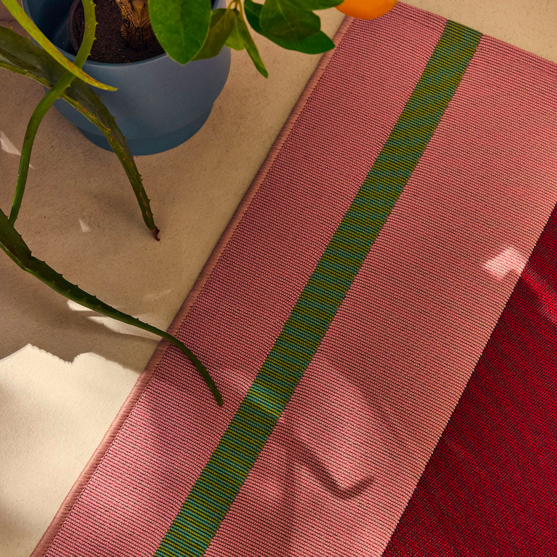 Azur - Tapis D'Extérieur - Polypropylène/Polyester - Rose