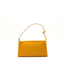 La Pochette Accessoires Épi Louis Vuitton