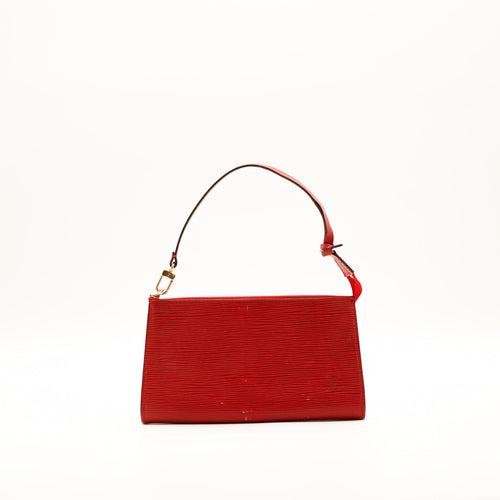 La Pochette Accessoires Épi Louis Vuitton