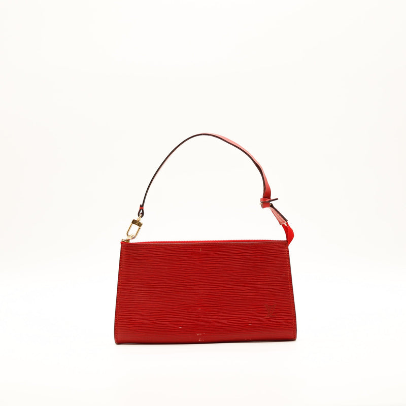 La Pochette Accessoires Épi Louis Vuitton