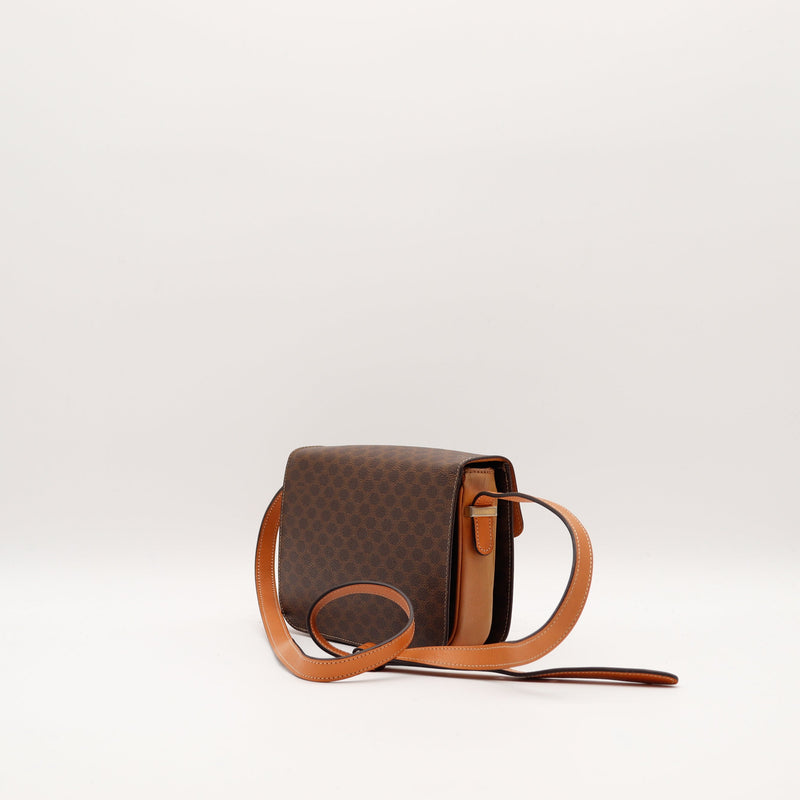 Le Croisé Triomphe Céline