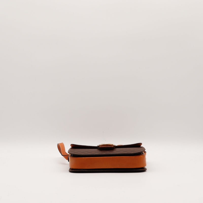 Le Croisé Triomphe Céline