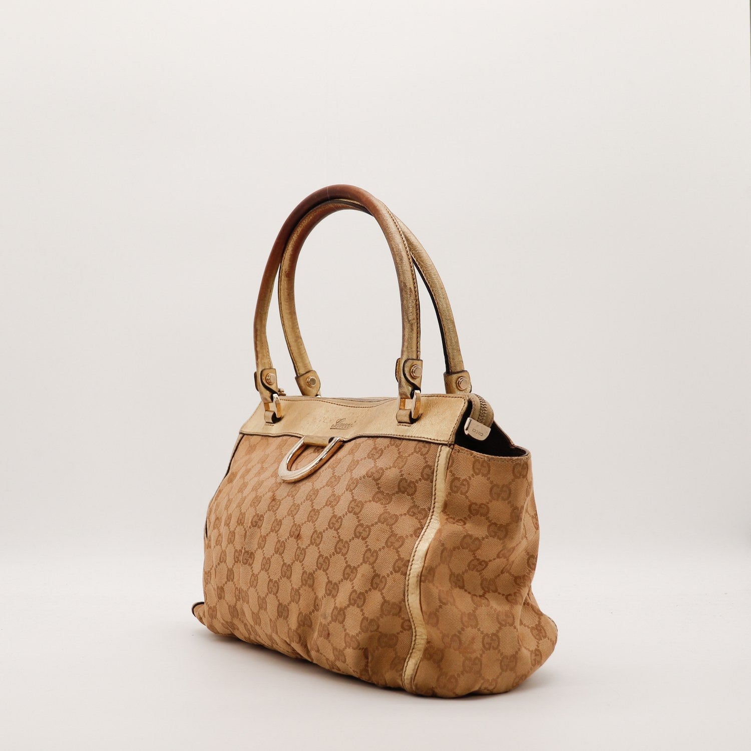Le Abbey D-Ring Gucci