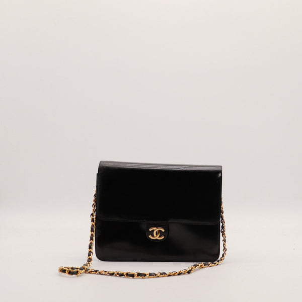 Le Timeless One Flap Chanel