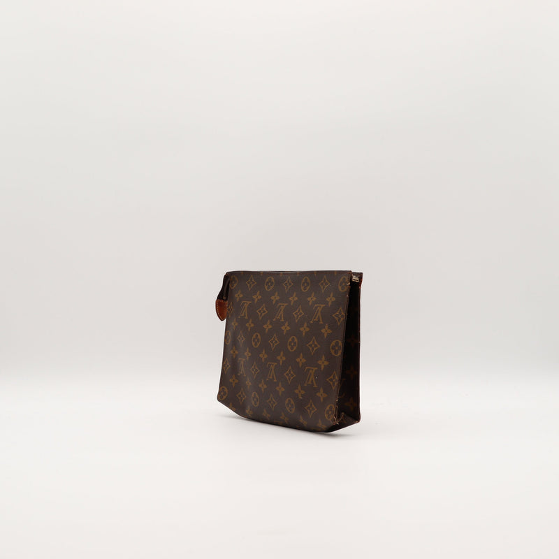 La Pochette Toilette 26 Louis Vuitton