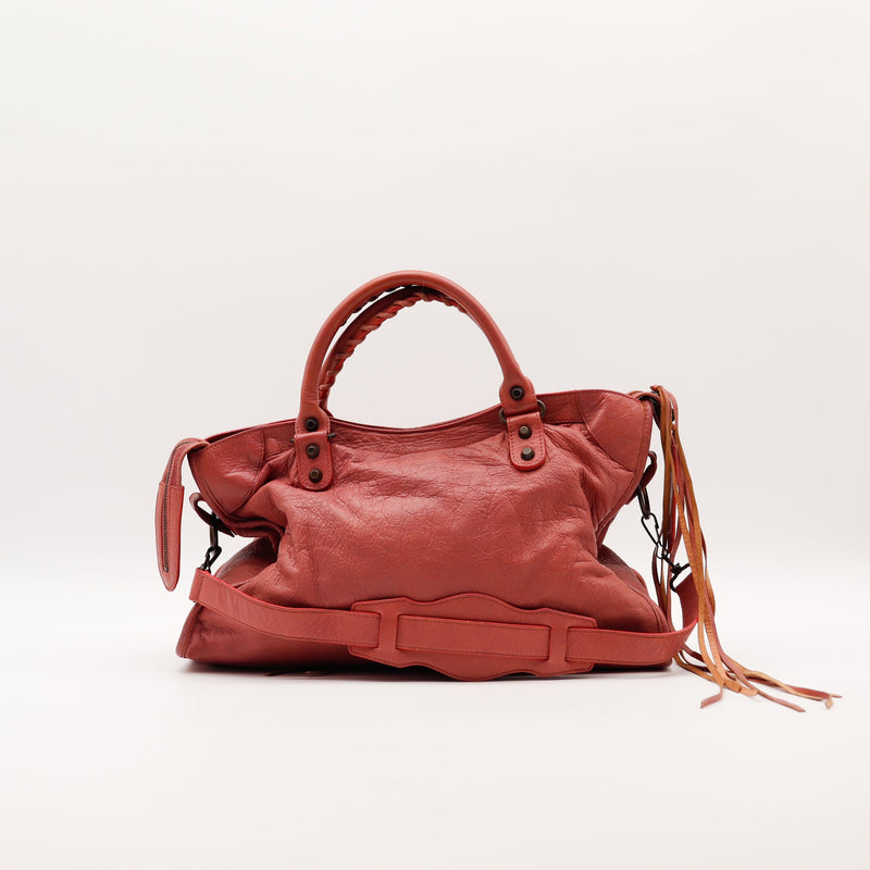 Le City Balenciaga Rose