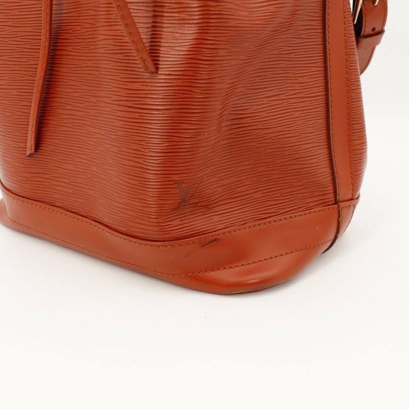 Le Noé Épi Marron Louis Vuitton