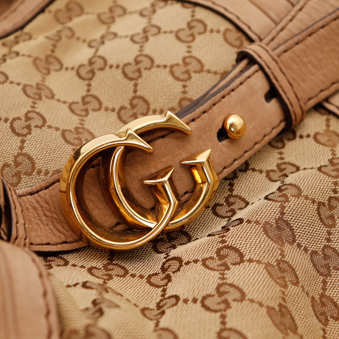 Le Hobo Running Gucci