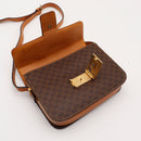 Le Croisé Triomphe Céline