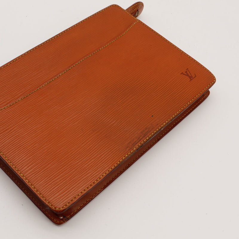 La Pochette Épi Louis Vuitton