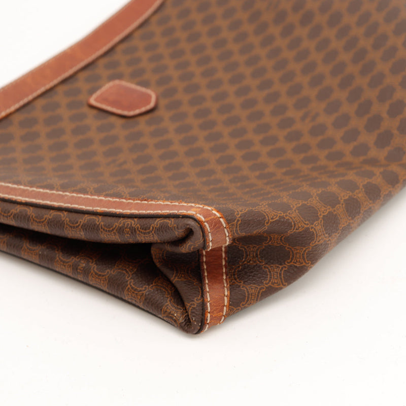 La Pochette Céline Macadam