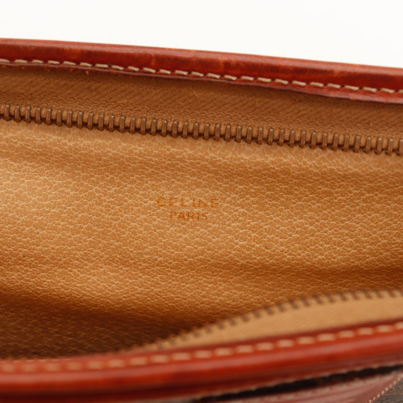 La Pochette Céline Macadam