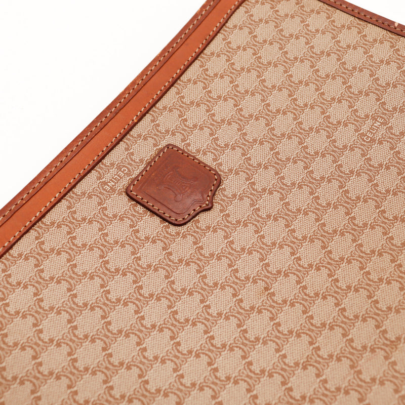 La Pochette Céline Macadam