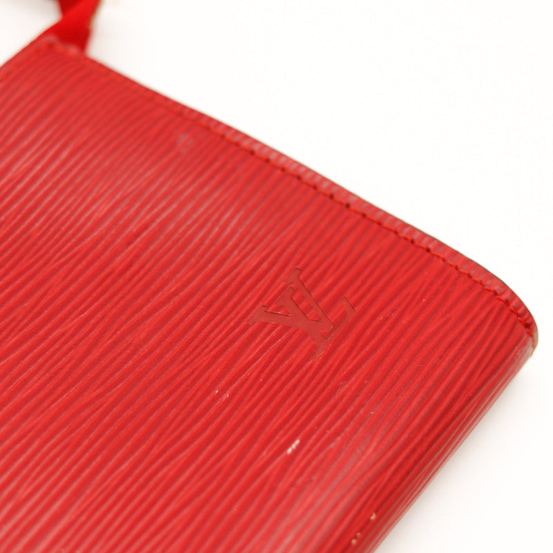 La Pochette Accessoires Épi Louis Vuitton