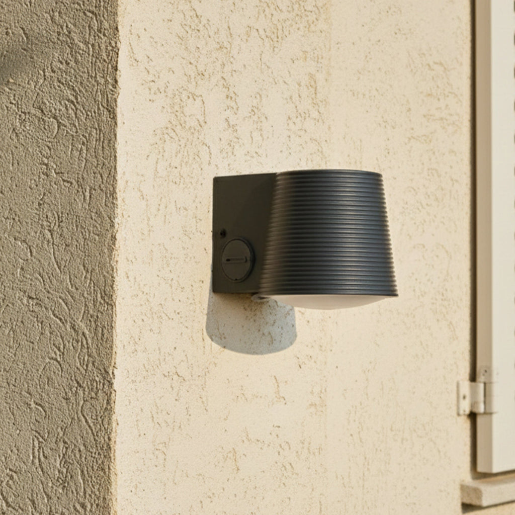 Soline - Decorative Solar Wall Light - Steel - Grey