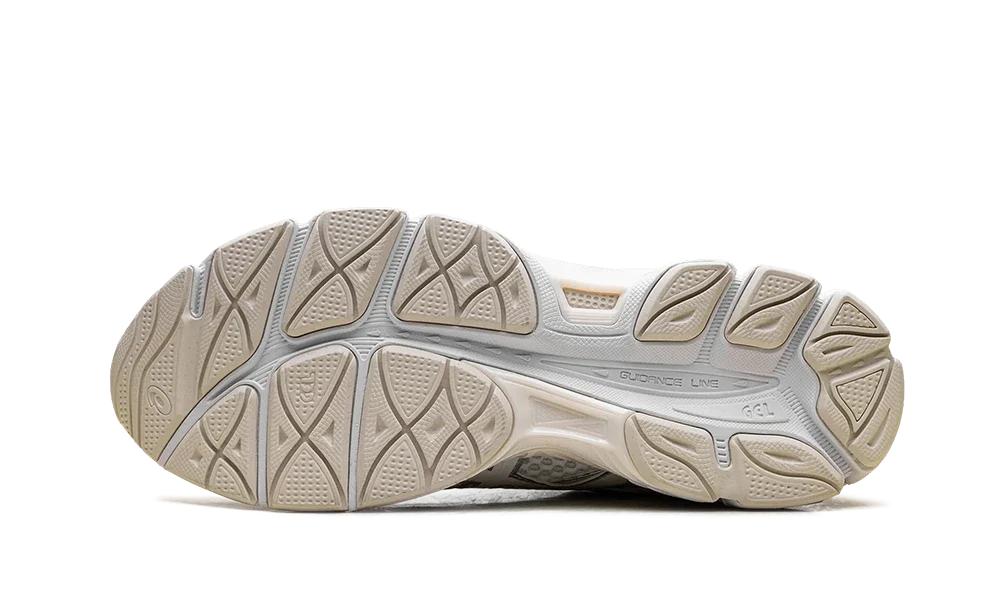Asics - Gel-Cumulus 16 White - Blanc