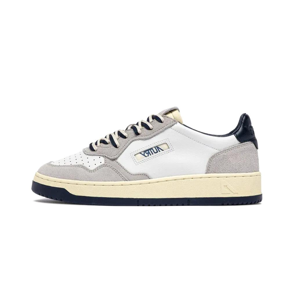 Medalist Low Leather Suede Space White Vapor