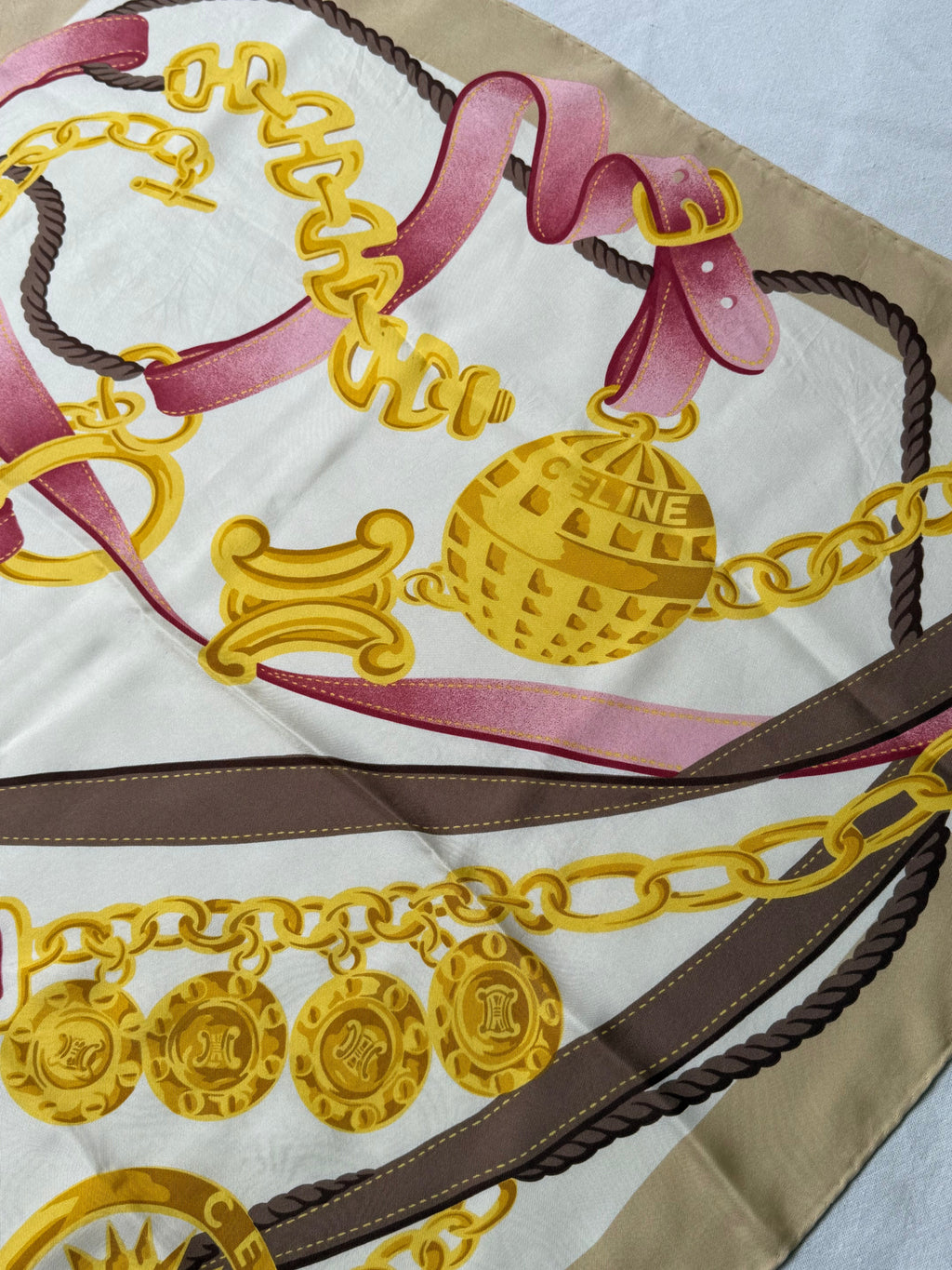 Bufanda Céline – Cadenas Y Arnés