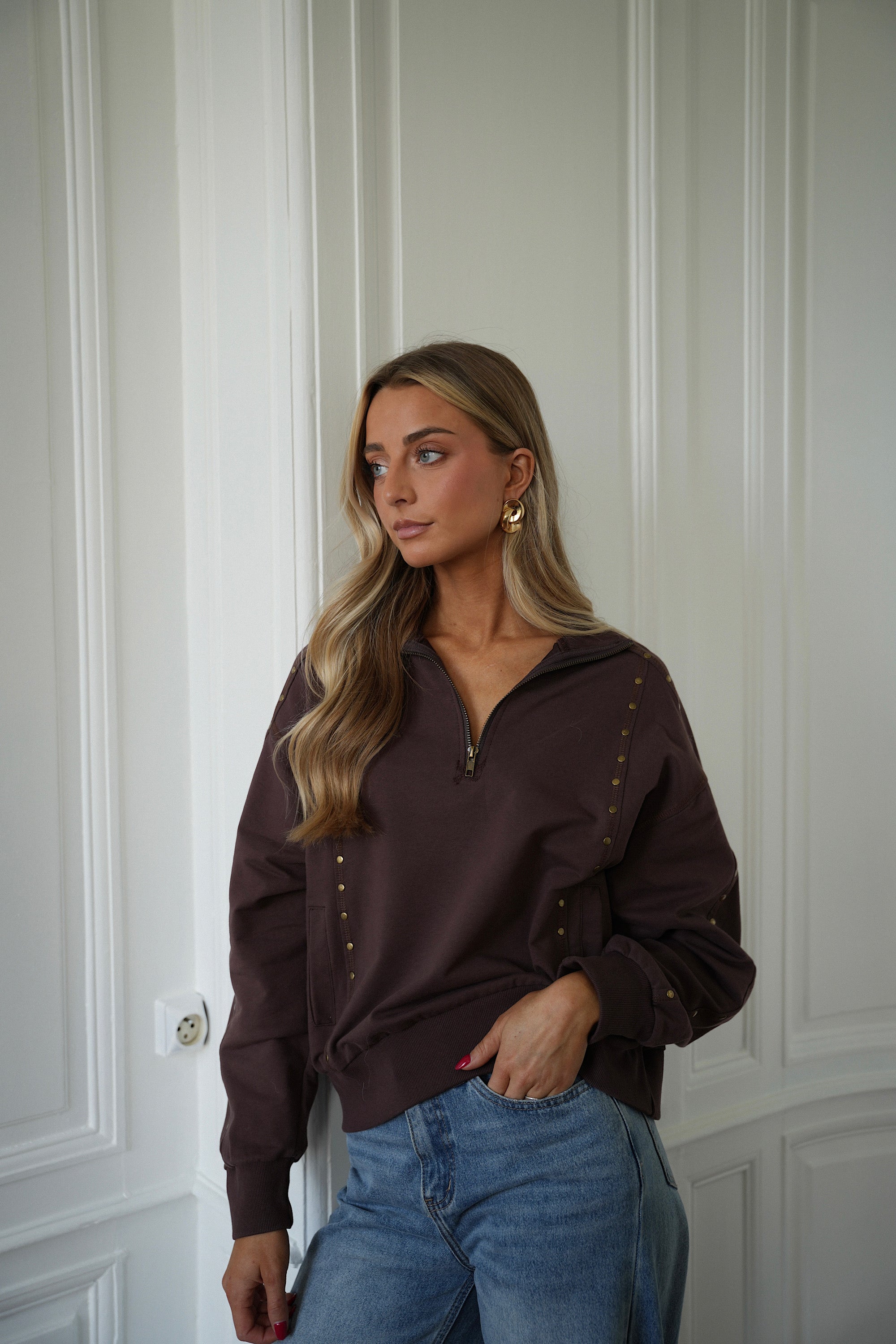 Victoria Chocolat - Studded Sweatshirt