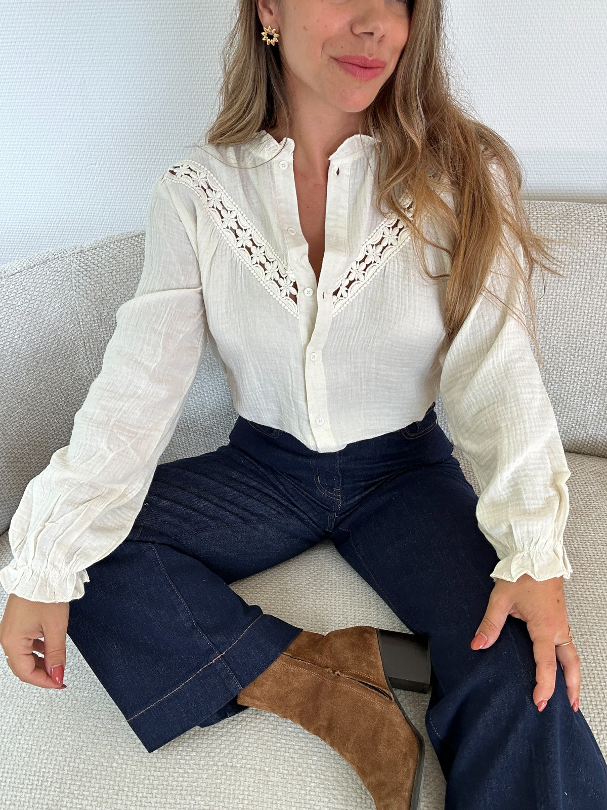 Angèle embroidered ecru blouse