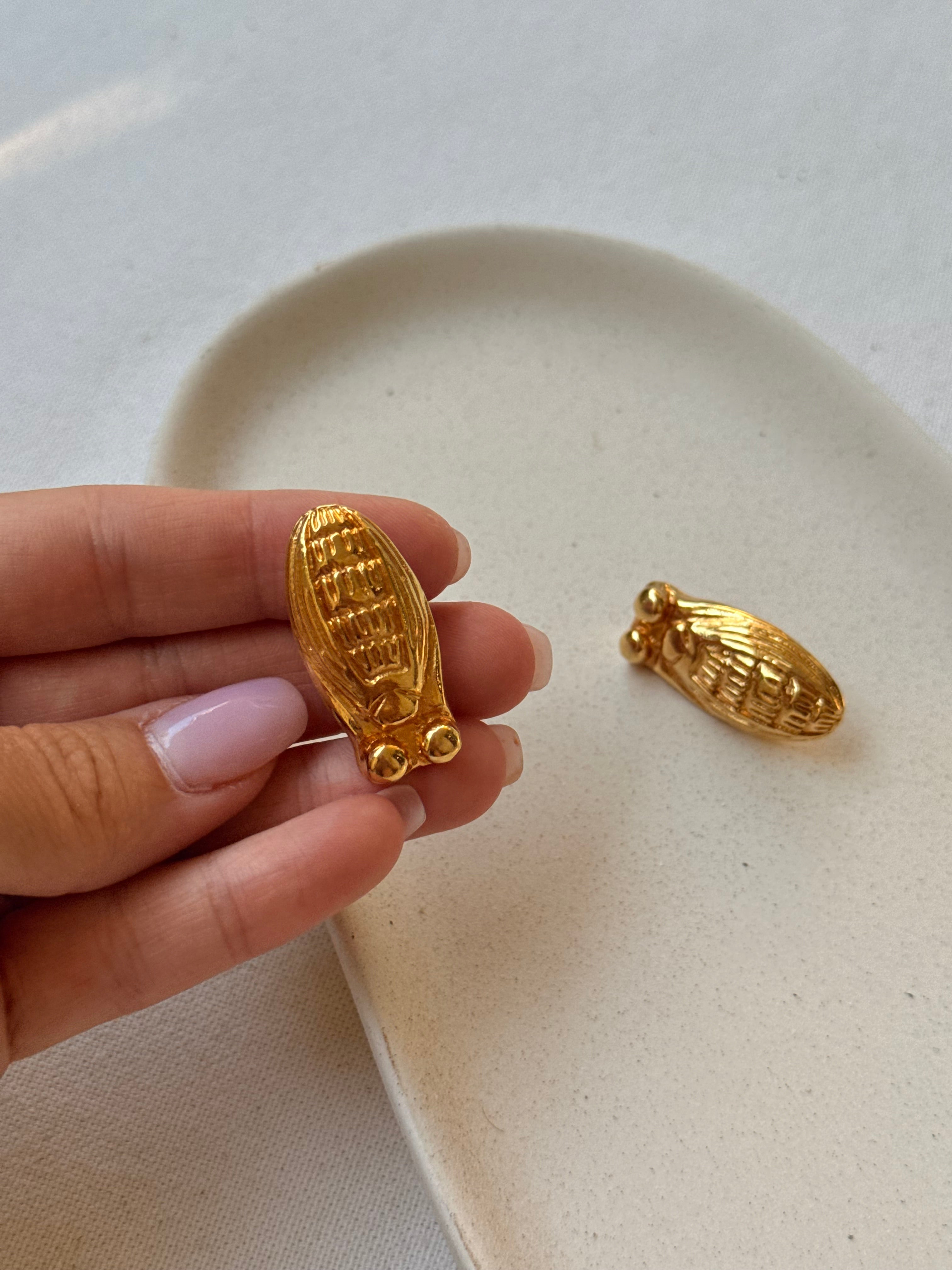 Pendientes Caron Vintage - Cigarras Doradas
