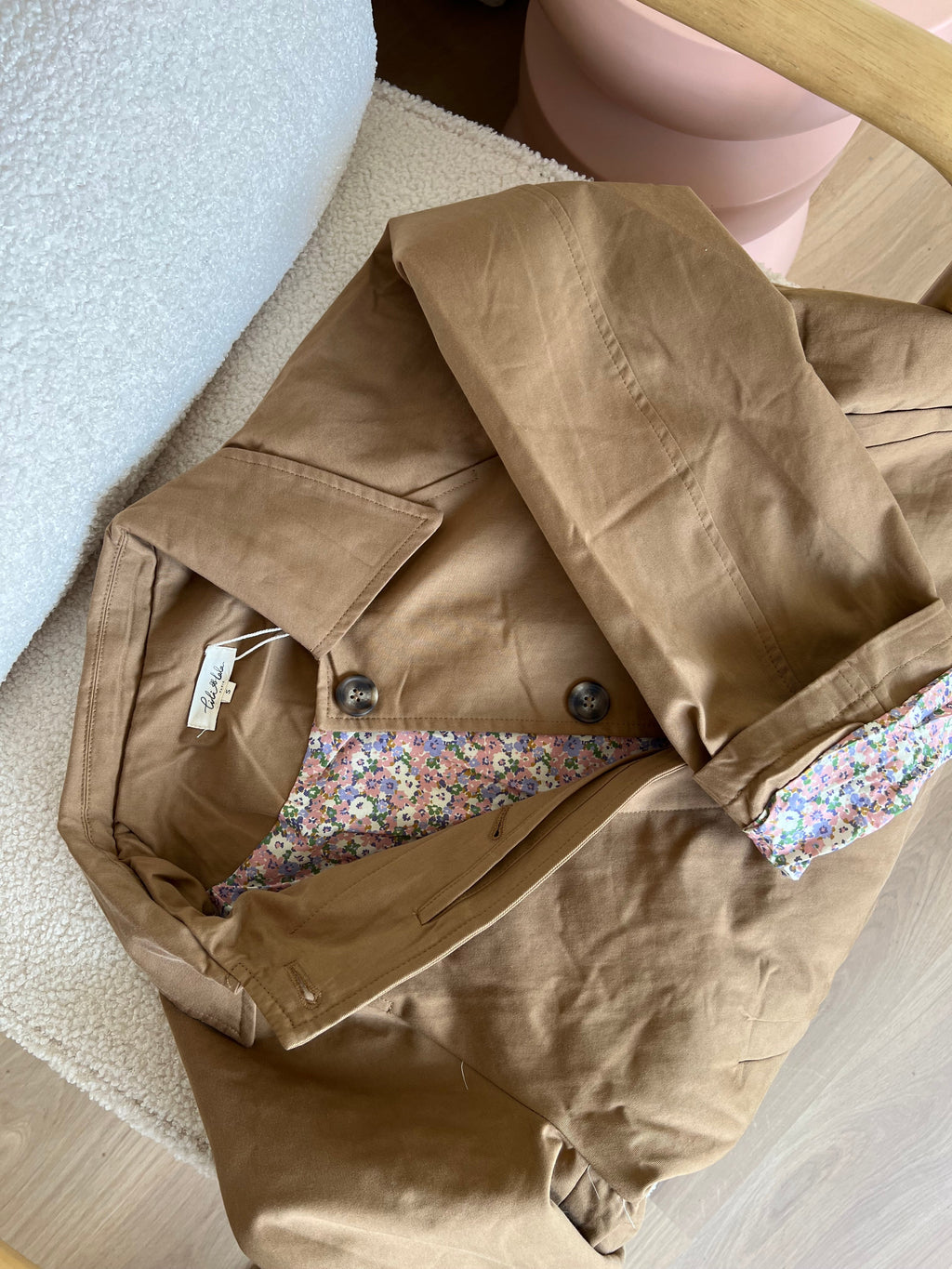 Chaqueta trench Edith de algodón Liberty camel