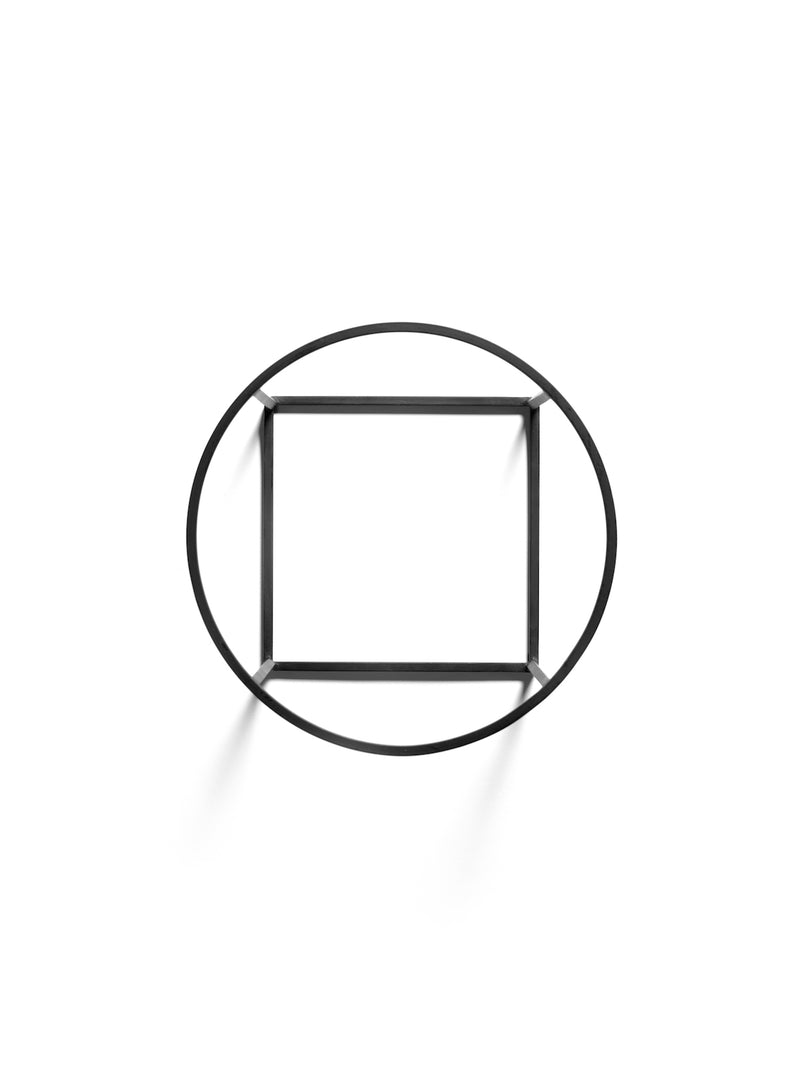 Support L - Noir Feast - By Ottolenghi