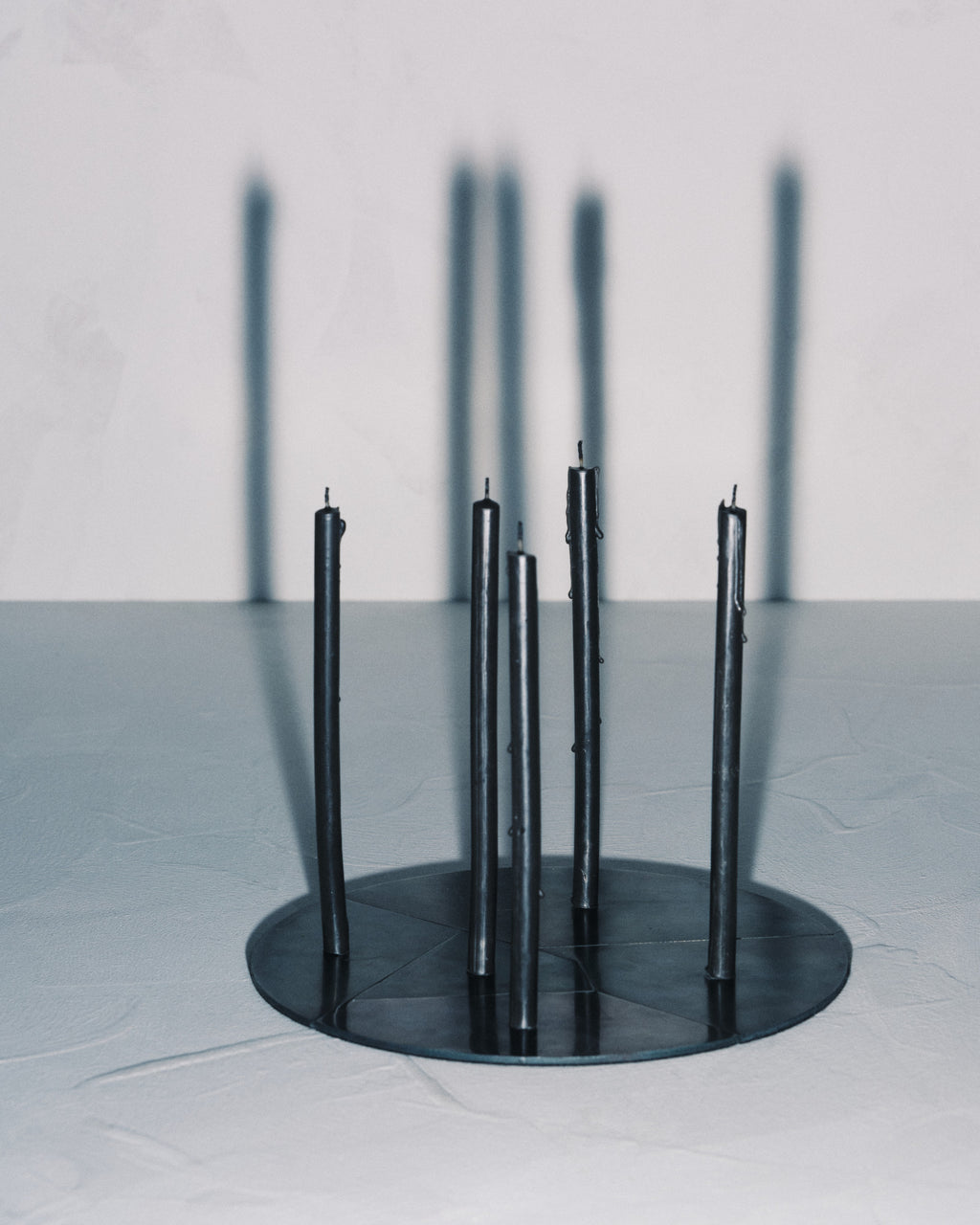 Candelabra - Bougeoir - Acier Bleui - Noir