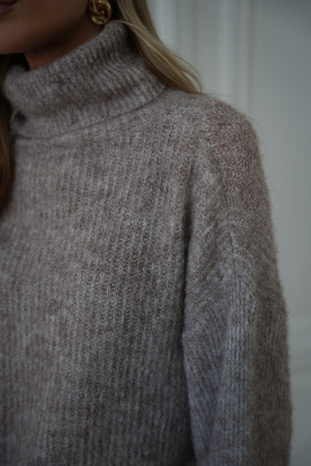 Sora Taupe - Jersey de cuello alto