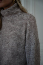 Sora Taupe - Jersey de cuello alto