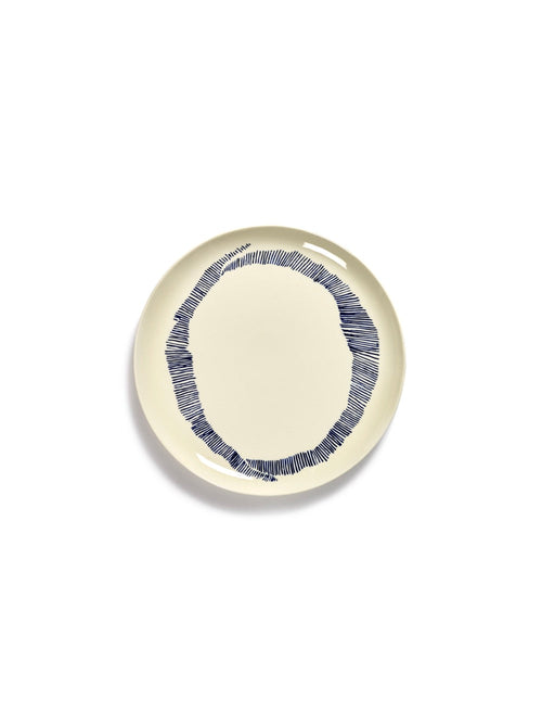 Lot De 2 Assiettes L - Blanche Stripes - Bleu Feast - By Ottolenghi