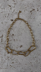Outline Necklace