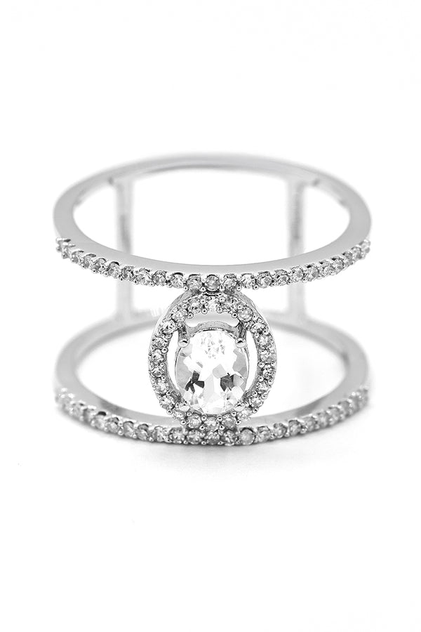“Kingdom” Ring Diamonds: 0.23Ct/68 White Topaz 0.3/1