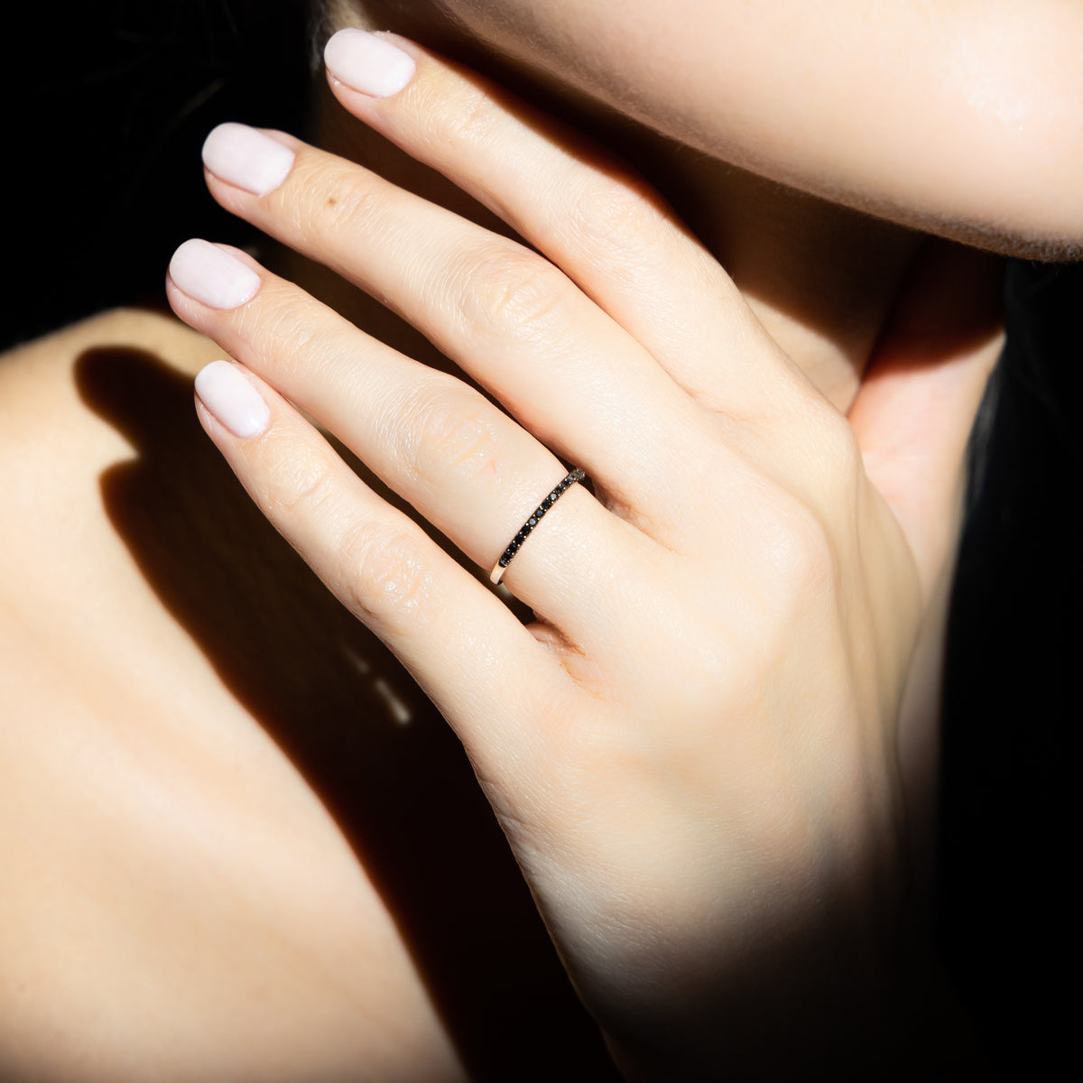 Bague "Alliance Sobriété" Diamants Noirs 0,14Ct/15