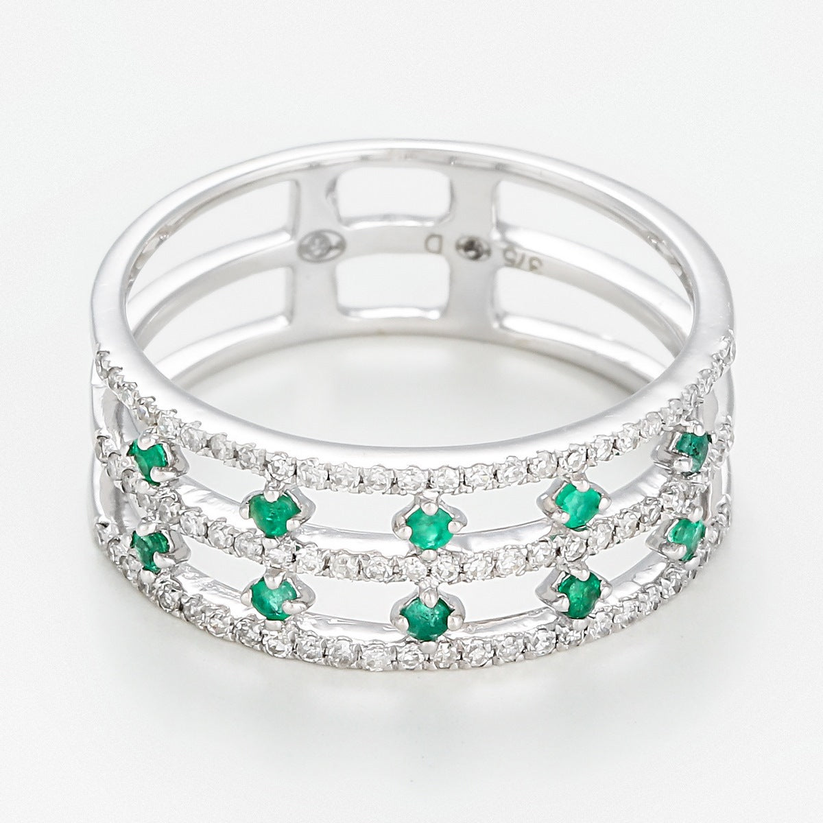 Bague Courone des Emeraudes D0,23/78 E0,25/10