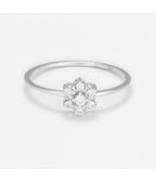 Bague "Fleur De Diamant" - D0,12/7 - Or Blanc