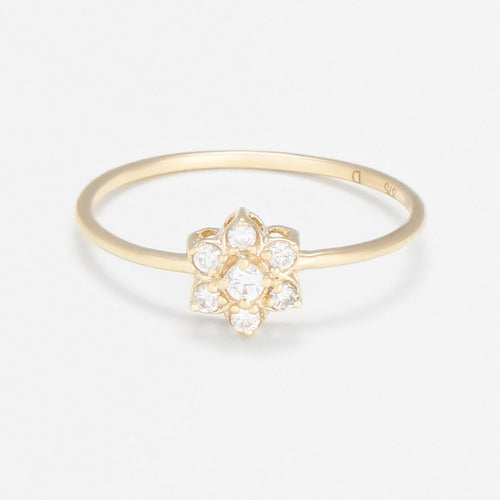 Anillo “Flor de Diamante” D0.12/7 – Oro Amarillo 375/1000