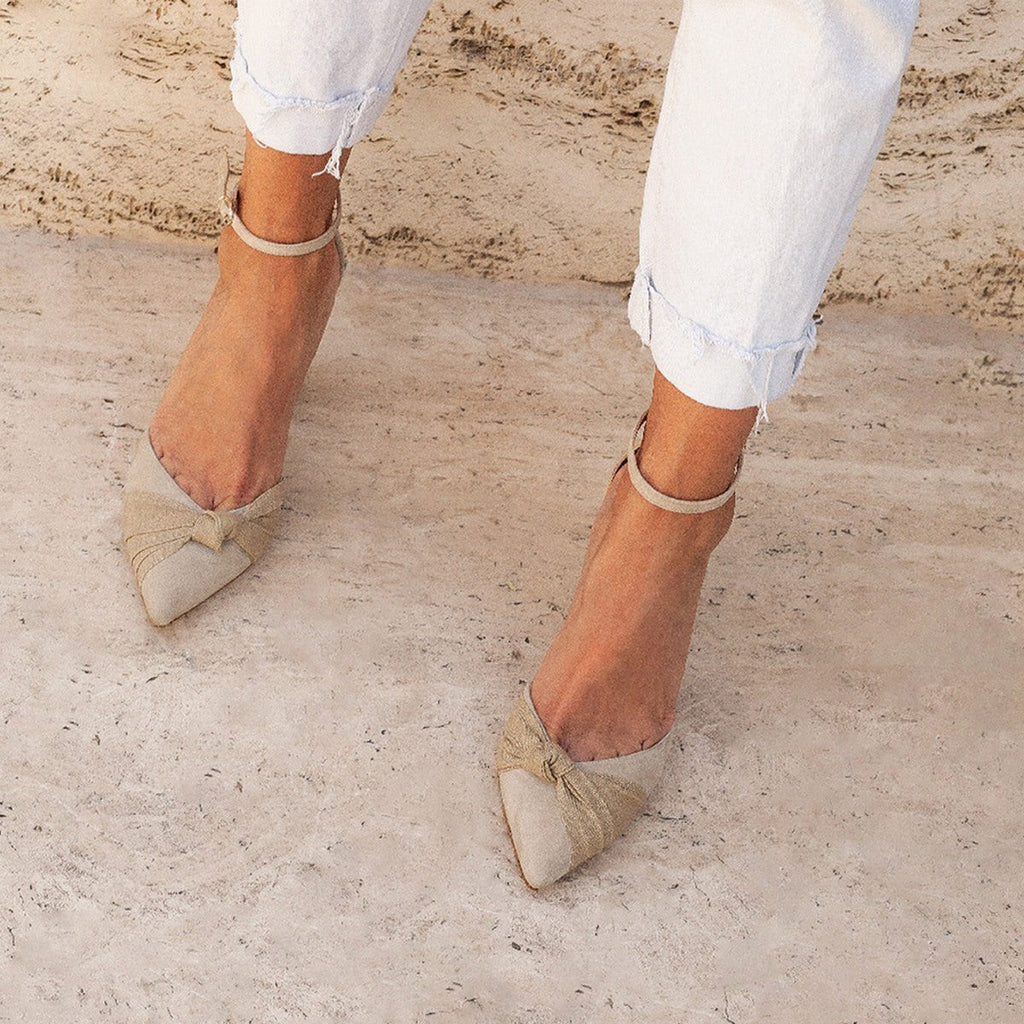 Babuska 9 Heno - Beige Heeled Shoes