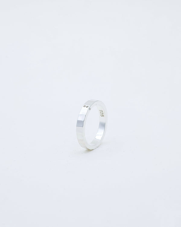 Niwas Ring