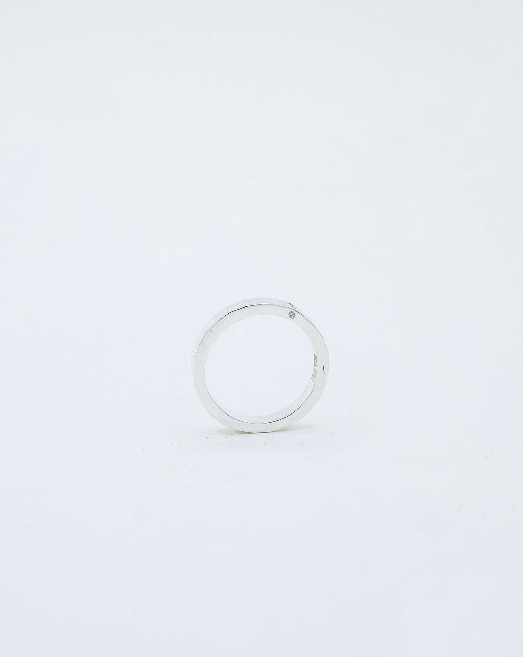 Anillo Niwas