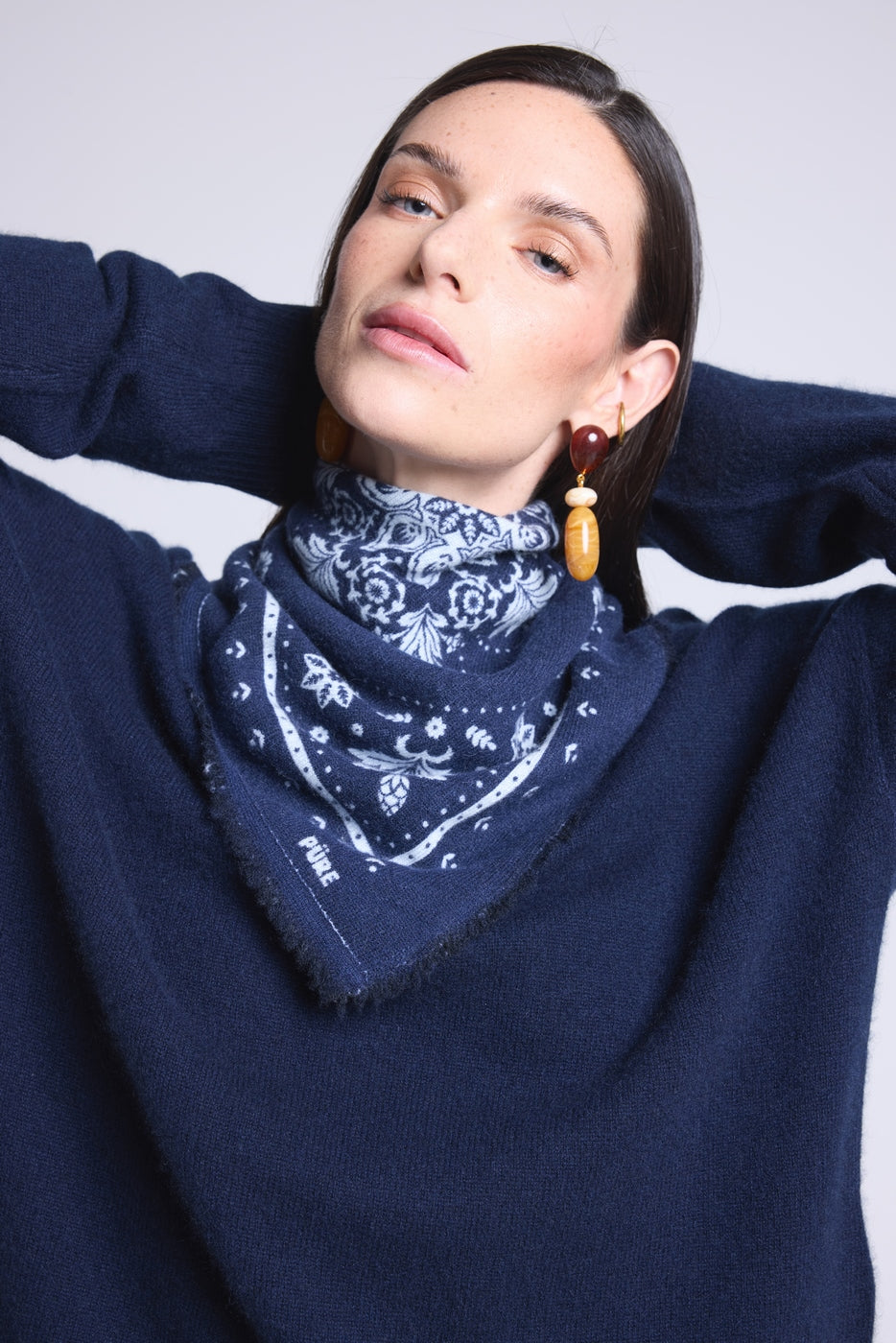 Bufanda Bandana Flower Bandana Flower de cachemira - Azul marino y azul cielo - Unisex