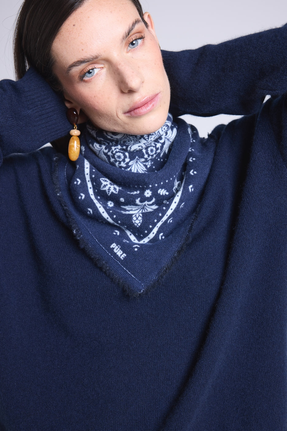Bufanda Bandana Flower Bandana Flower de cachemira - Azul marino y azul cielo - Unisex