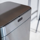 Poubelle de cuisine automatique design 60L UPPER en acier INOX avec cerclage - REDDECO.com