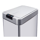 Poubelle de cuisine automatique 60L SILVERLAKE en acier Inox avec cerclage Ouverture papillon grande capacité - REDDECO.com