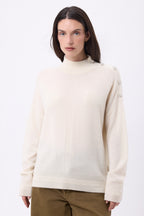 Jersey de cuello alto con joyas Baya - Blanco-botones plateados - Mujer