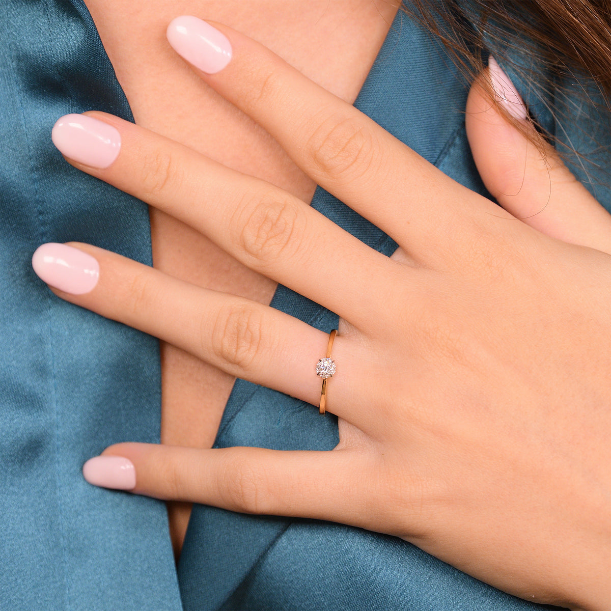 Bague "Amoureuse 0,10" Diamant Centre 0,08Ct/1 +0,02Ct/12