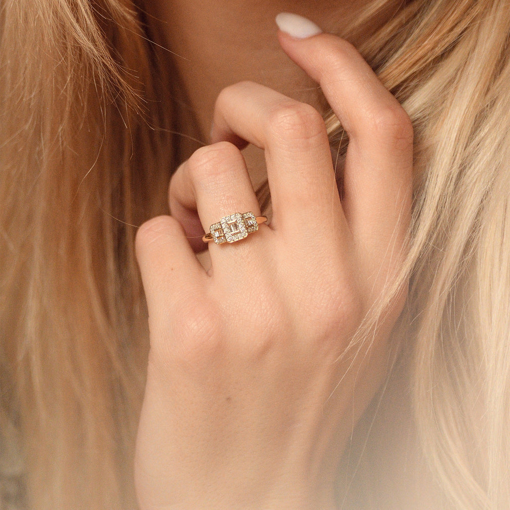 Bague "Les Princesses"Diamant : 0,25Ct/38
