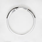 Anillo "En Blanco Y Negro" Diamantes Blancos: 0.075Ct/20 Diamantes Negros: 0.075Ct20 - Oro Blanco 375/1000