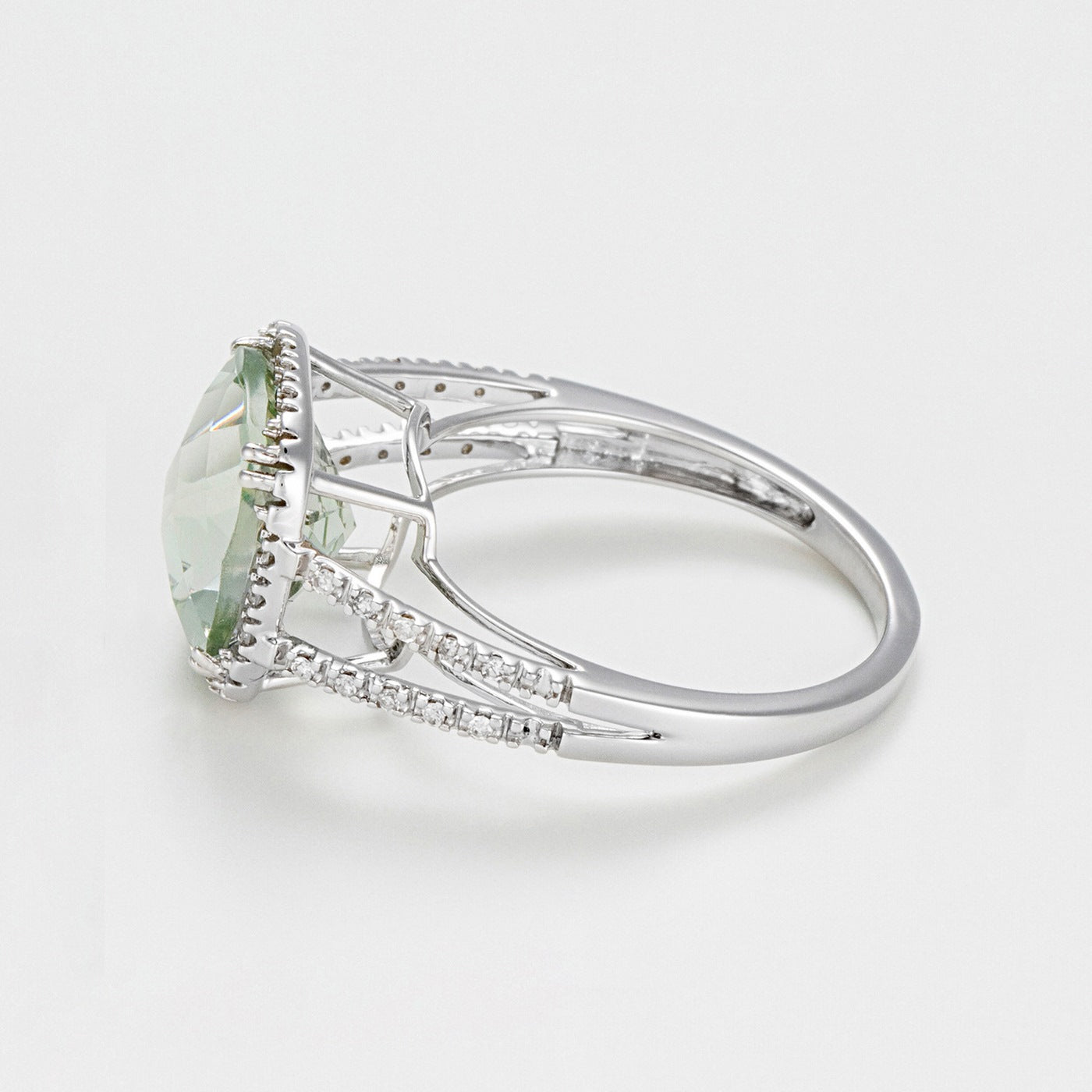 Anillo “Divina Amatista Verde” – Oro Blanco 375/1000