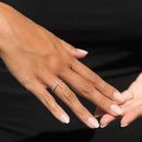 Bague "Parallèle Asymétrique" D0,1Ct/50 - Or Rose 375/1000